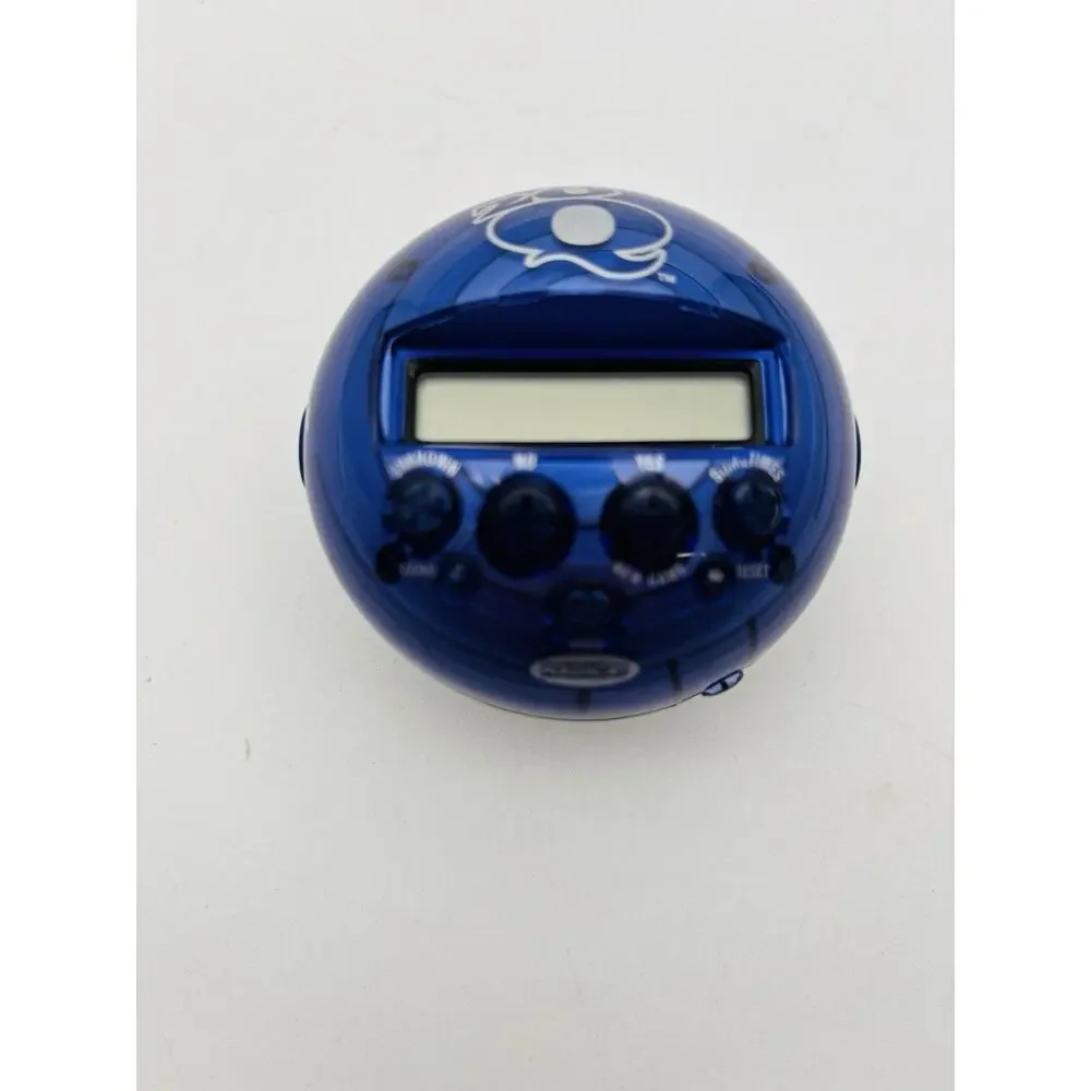 RADICA Handheld Game 20Q Battery Operated Blue 20 Questions 2009 Tested Works